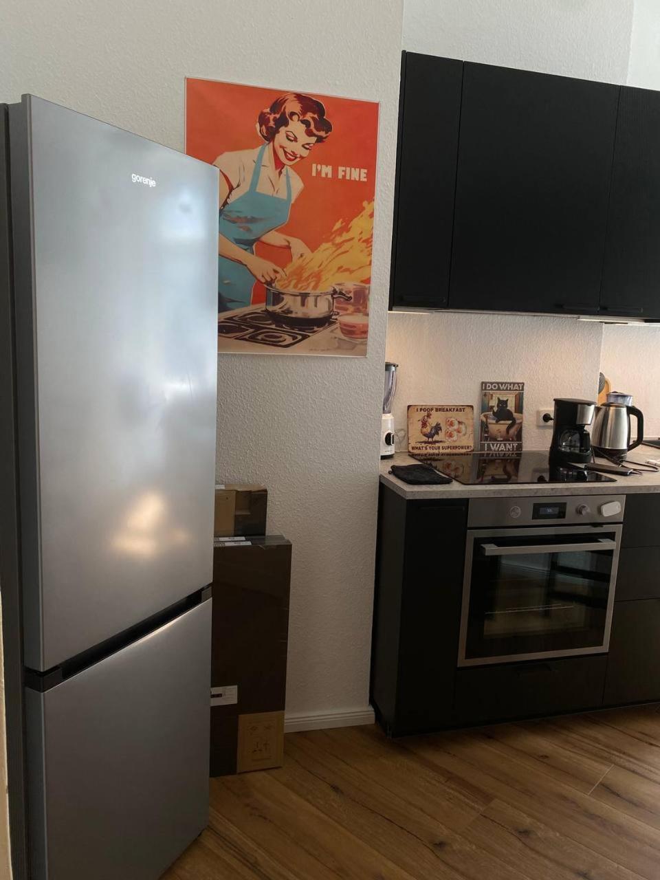 Stylish 2-Room Apartment With Balcony Next To East Side Gallery Berlin Exterior foto