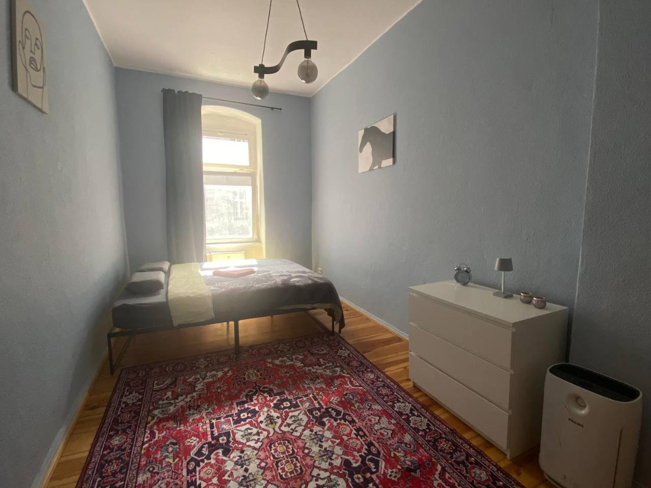 Stylish 2-Room Apartment With Balcony Next To East Side Gallery Berlin Exterior foto